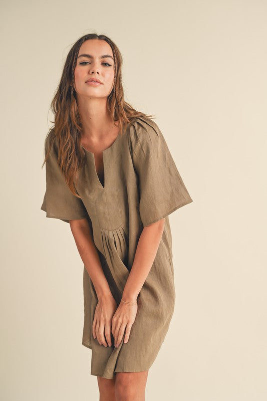 V-NECK DETAIL PLEATED DETAIL SLEEVE LINEN DRESS