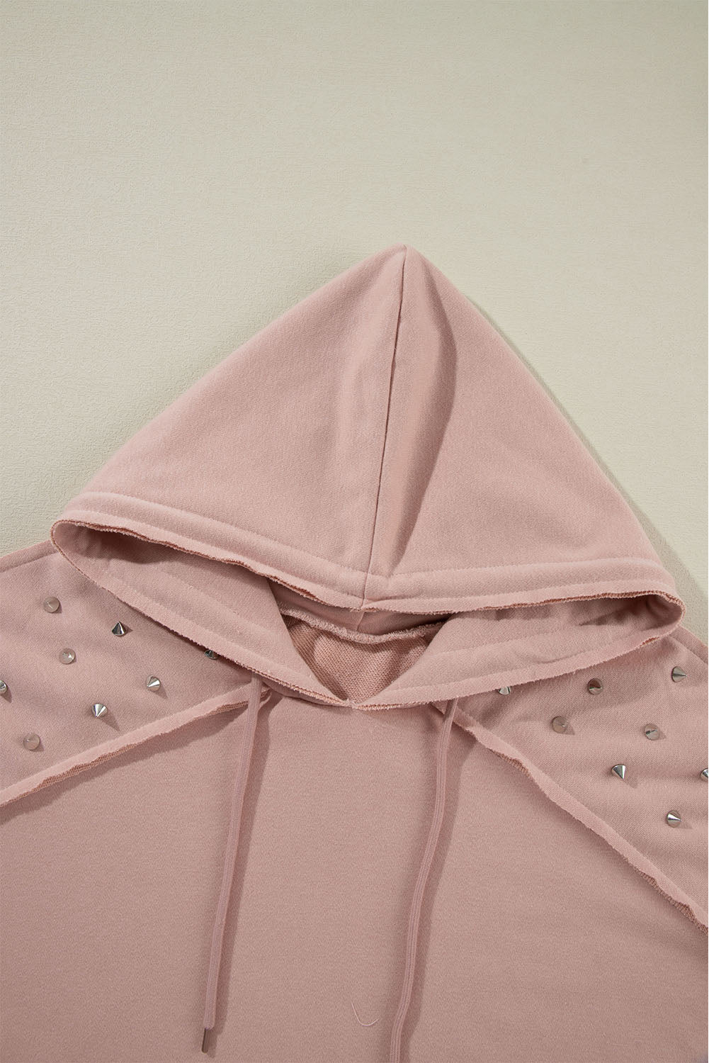 Solid Color Rivet Stud Raglan Sleeve Hoodie with Pocket