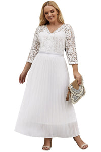 Red Lace Scalloped V Neck 3/4 Sleeves Pleated Tulle Plus Maxi Dress