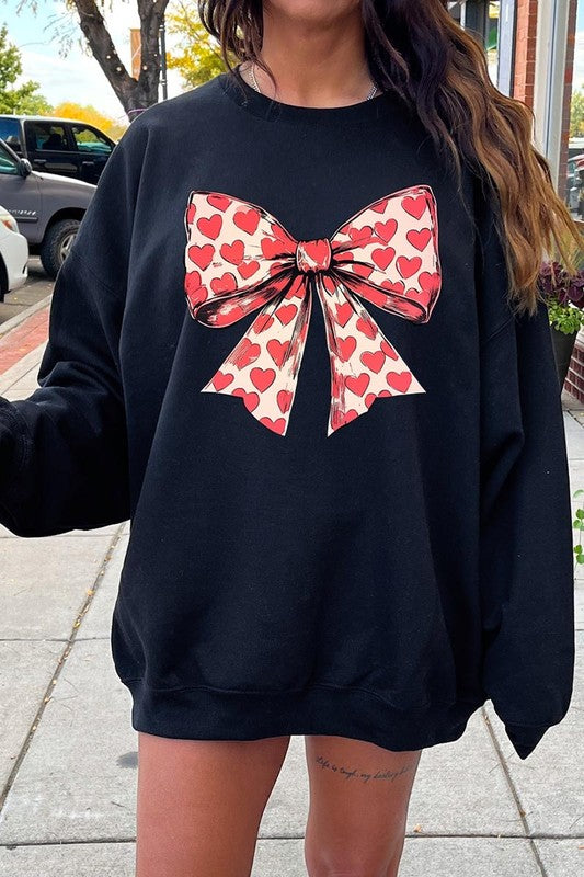 Heart Coquette Bow Graphic Plus Fleece Sweatshirt