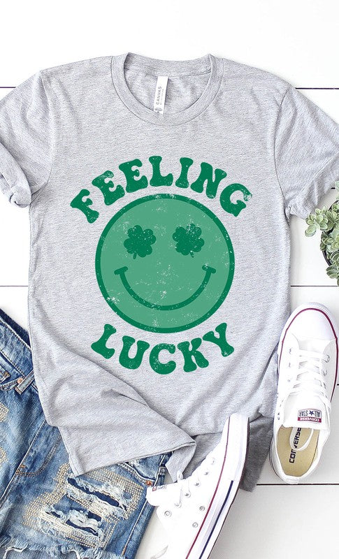 Retro DISTRESSED Feeling Lucky Smiley Tee PLUS