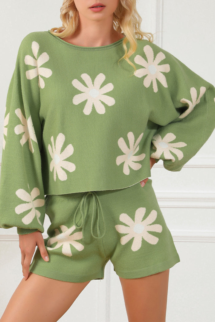 Green Flower Print Bubble Sleeve Knitted Sweater and Shorts Set