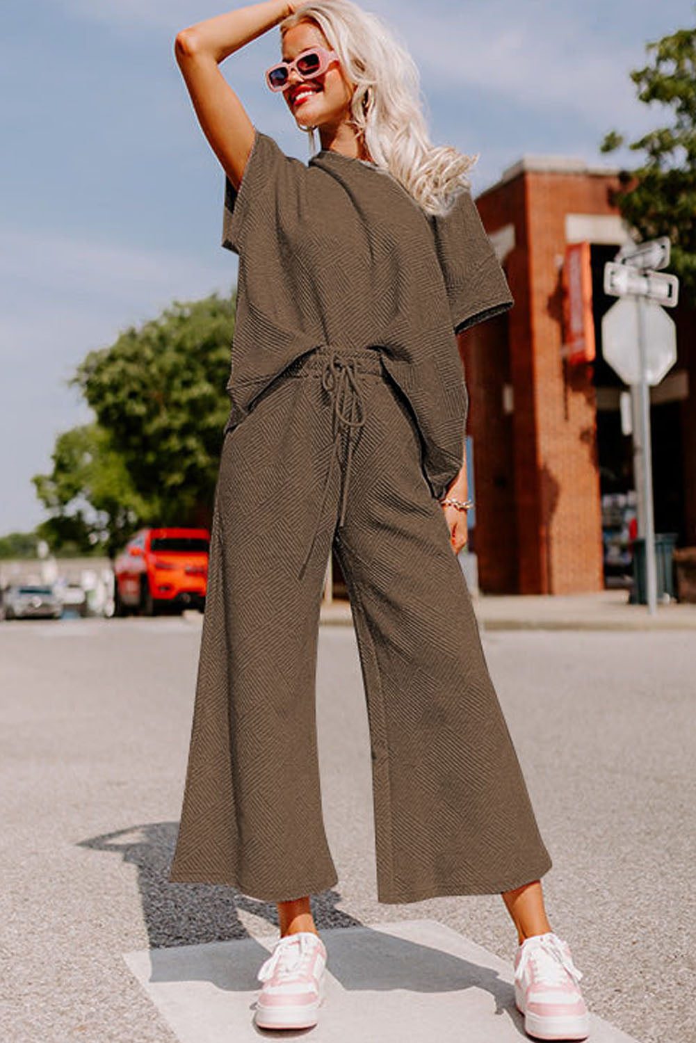 Brown Textured Loose Fit T Shirt and Drawstring Pants Set