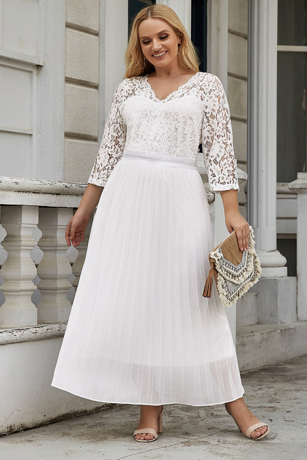 Lace Scalloped V Neck 3/4 Sleeves Pleated Tulle Plus Maxi Dress