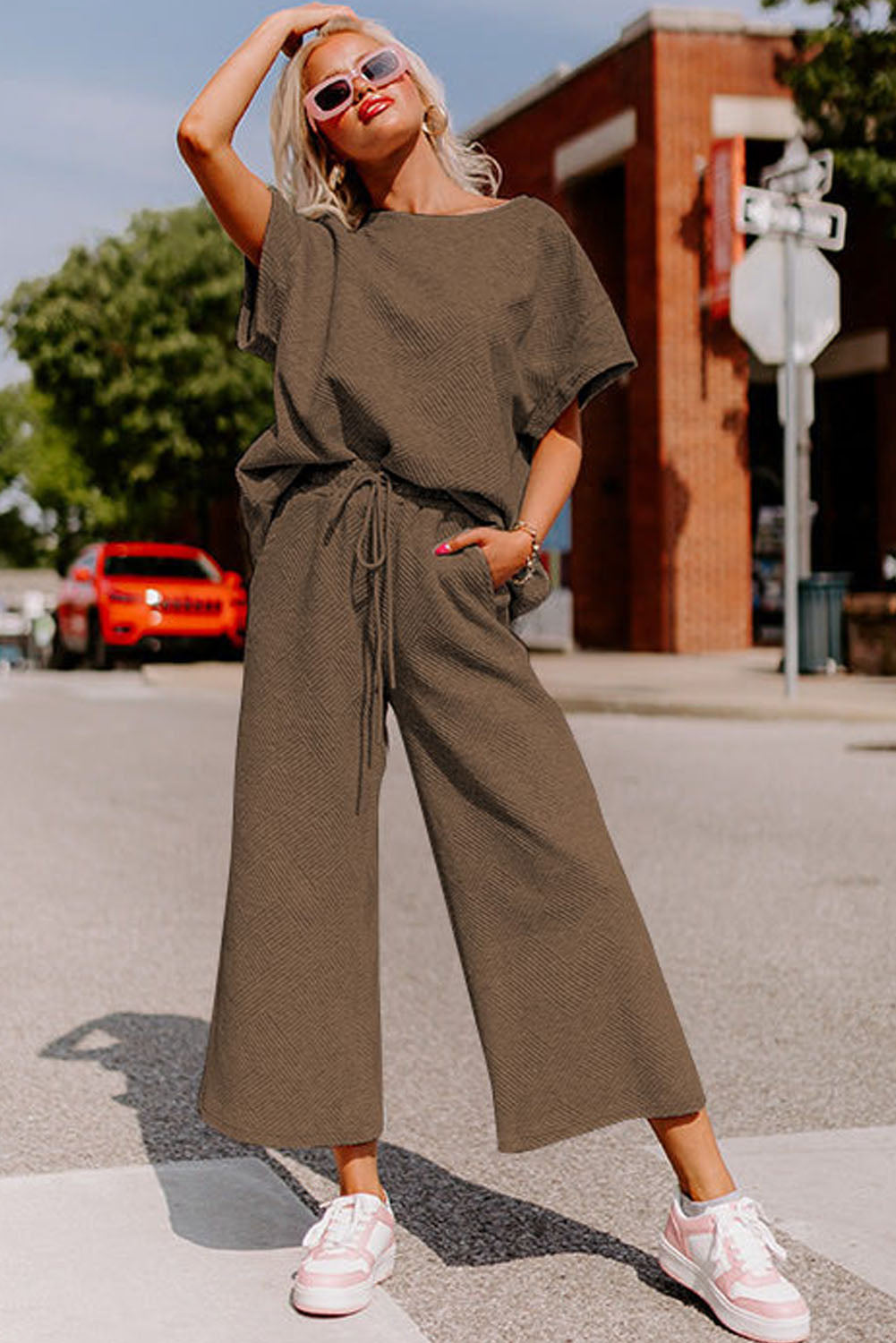 Brown Textured Loose Fit T Shirt and Drawstring Pants Set