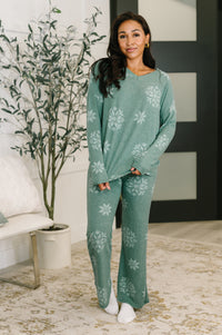 Snowflake Sniffles Pajama Set in Hunter Green