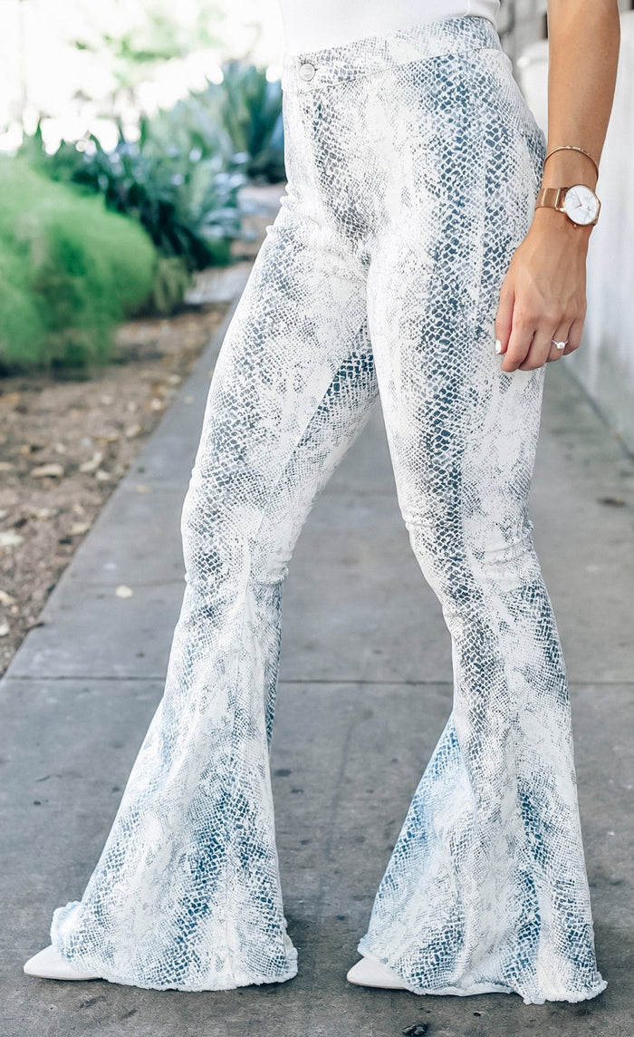 White Western Fashion High Waist Snakeskin Print Flare Pants